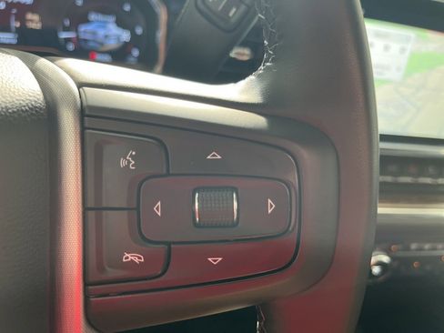 Used 2025 GMC Sierra 1500 SLE image 22