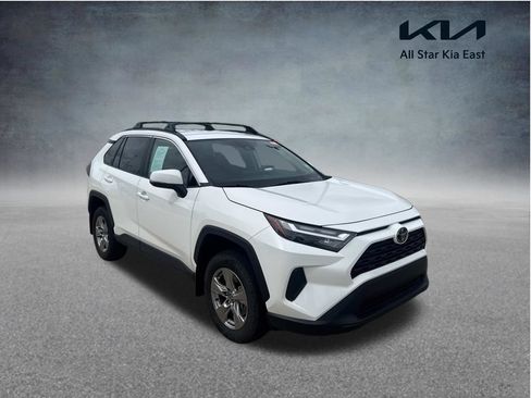 Used 2024 Toyota RAV4 XLE FWD image 1