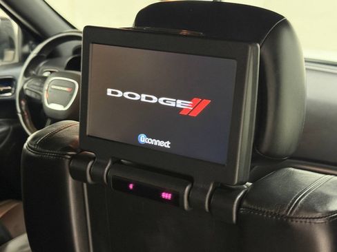 Used 2019 Dodge Durango R/T w/ Blacktop Package AWD/4WD image 32