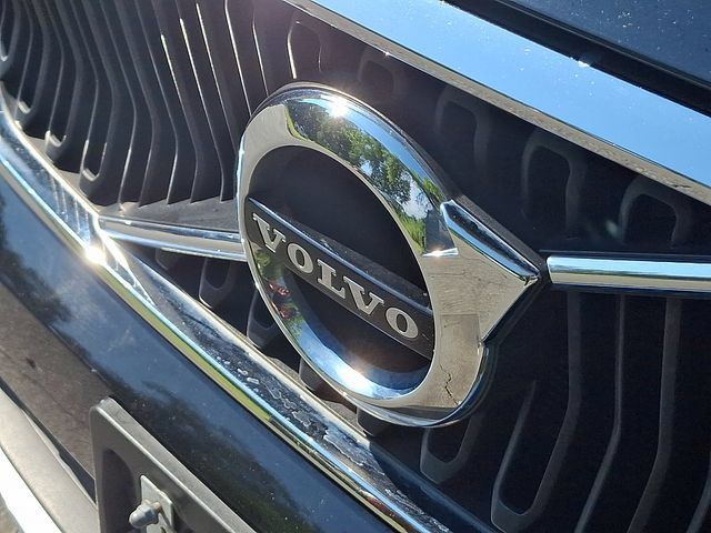 Used 2021 Volvo XC40 T5 Momentum AWD/4WD image 31