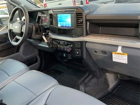 New 2026 Ford F250 XL w/ XL Chrome Package image 16