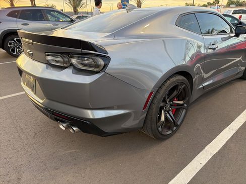 Used 2022 Chevrolet Camaro SS image 5