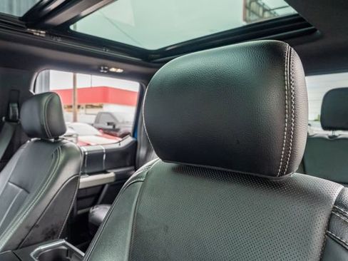 Used 2018 Ford F150 Lariat w/ Equipment Group 502A Luxury AWD/4WD image 20