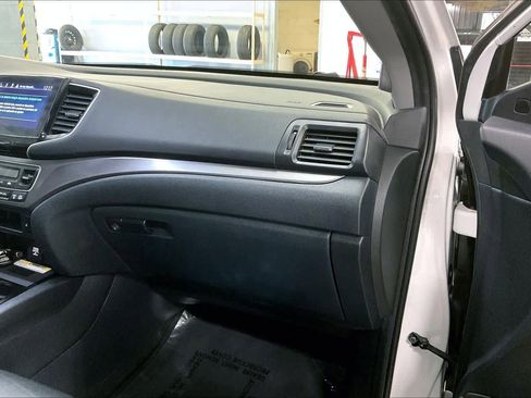 Used 2021 Honda Pilot Special Edition image 19