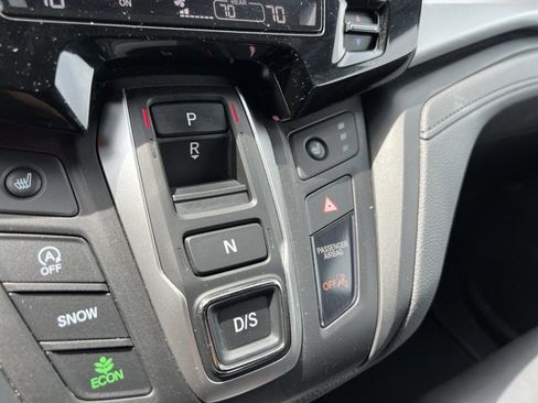 Used 2025 Honda Odyssey Sport-L image 16