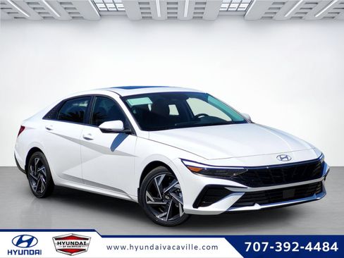 New 2026 Hyundai Elantra Limited FWD image 1
