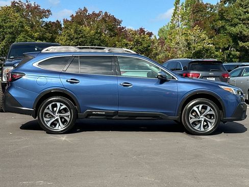 Used 2020 Subaru Outback Touring AWD/4WD image 3