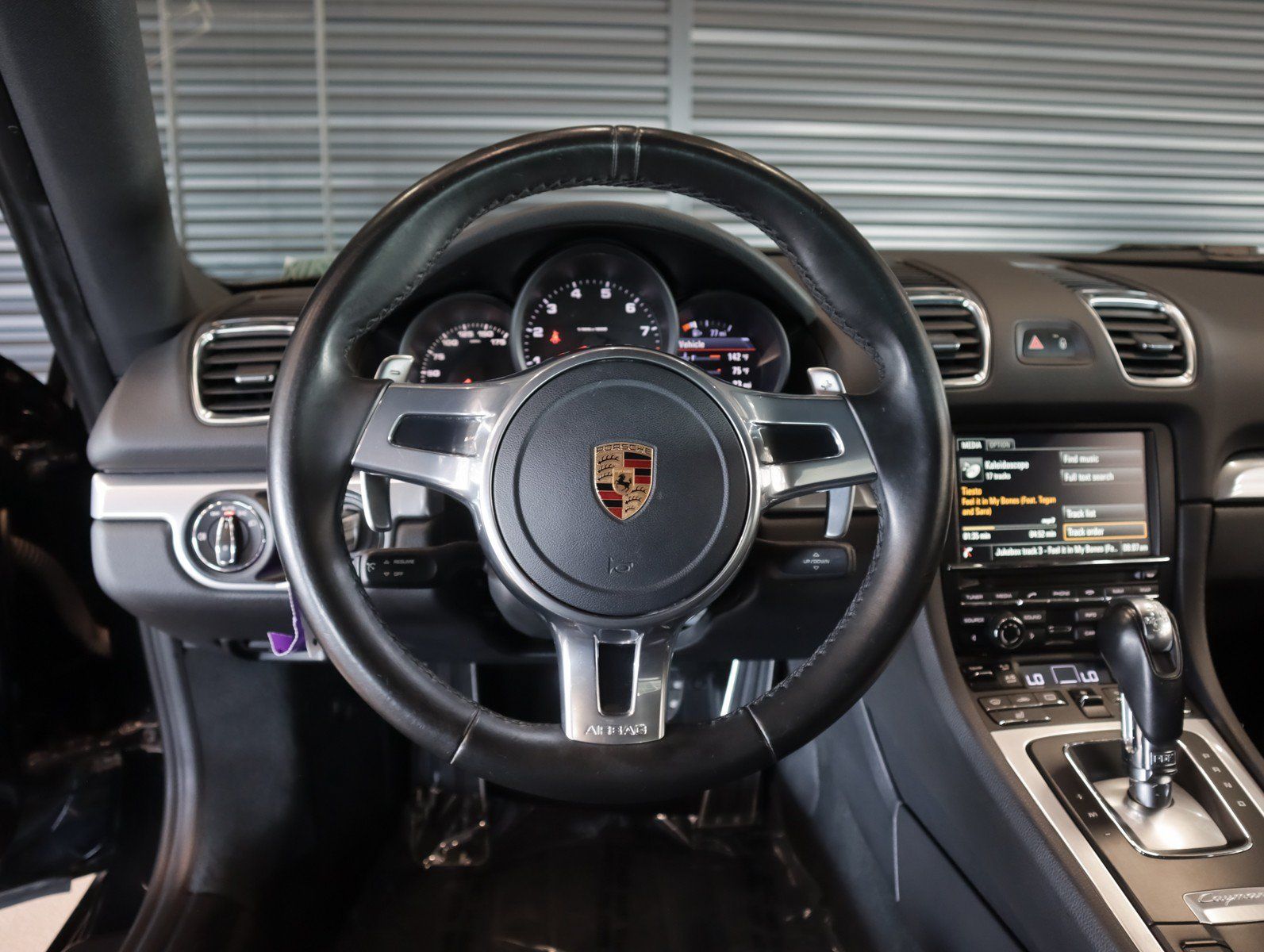 Certified 2016 Porsche Cayman RWD image 13