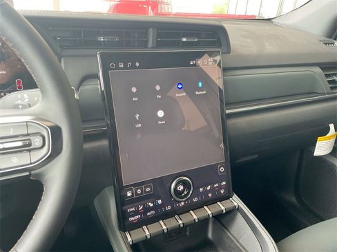 New 2026 GMC Terrain AT4 w/ Convenience Package III image 13