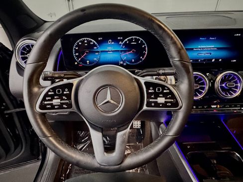 Certified 2023 Mercedes-Benz GLB 250 image 26