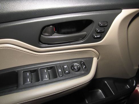 Used 2021 Honda Odyssey EX-L image 12
