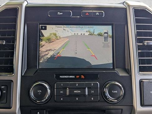 Used 2018 Ford F150 Lariat RWD image 15