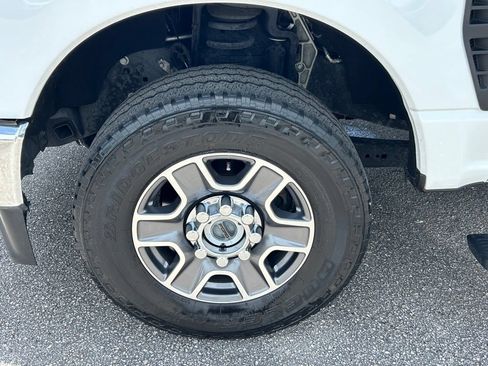 Certified 2023 Ford F350 Lariat w/ Lariat Ultimate Package AWD/4WD image 22