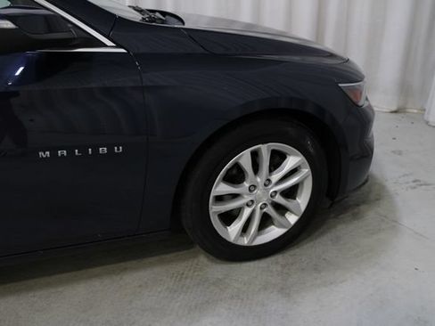 Used 2016 Chevrolet Malibu LT FWD image 32