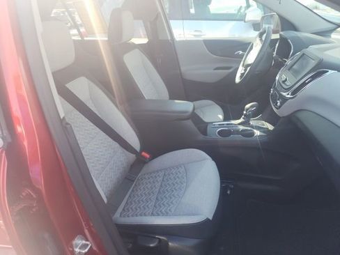 Used 2024 Chevrolet Equinox LT w/ LPO, Floor Liner Package image 4