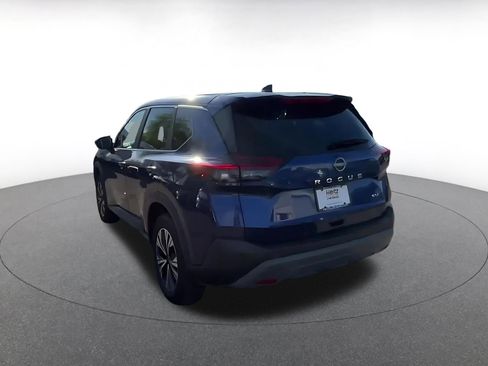 Used 2023 Nissan Rogue SV image 11