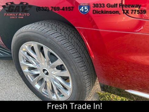 Used 2023 Cadillac Escalade Premium Luxury image 5