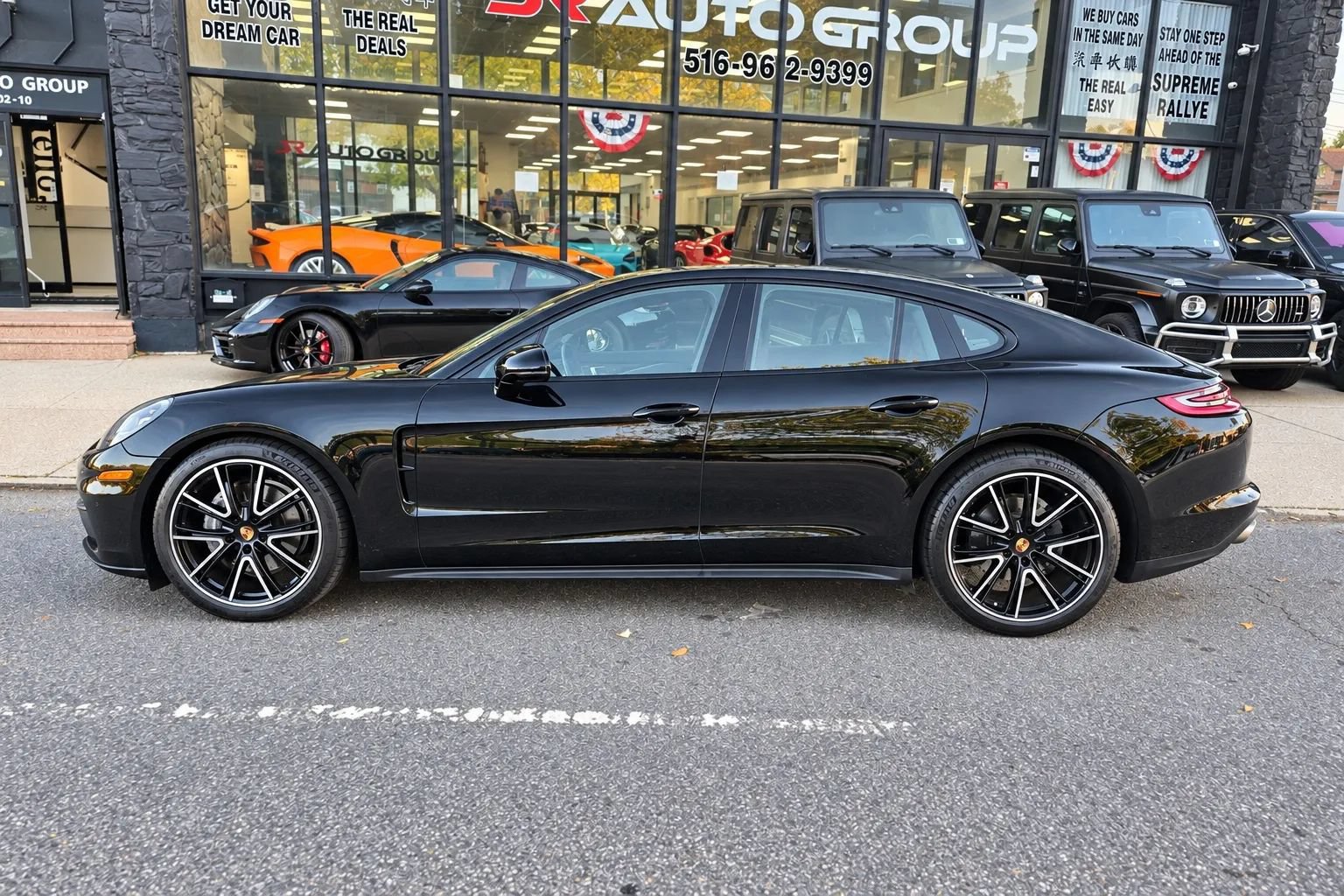 Used 2019 Porsche Panamera 4 AWD/4WD image 10