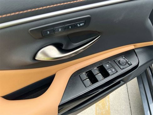 Certified 2025 Lexus ES 350 350 image 11