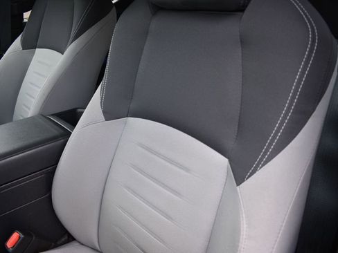 Used 2025 Toyota Tacoma TRD Off-Road image 11