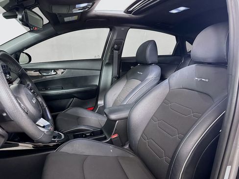 Used 2024 Kia Forte GT-Line w/ GT-Line Premium Package FWD image 8