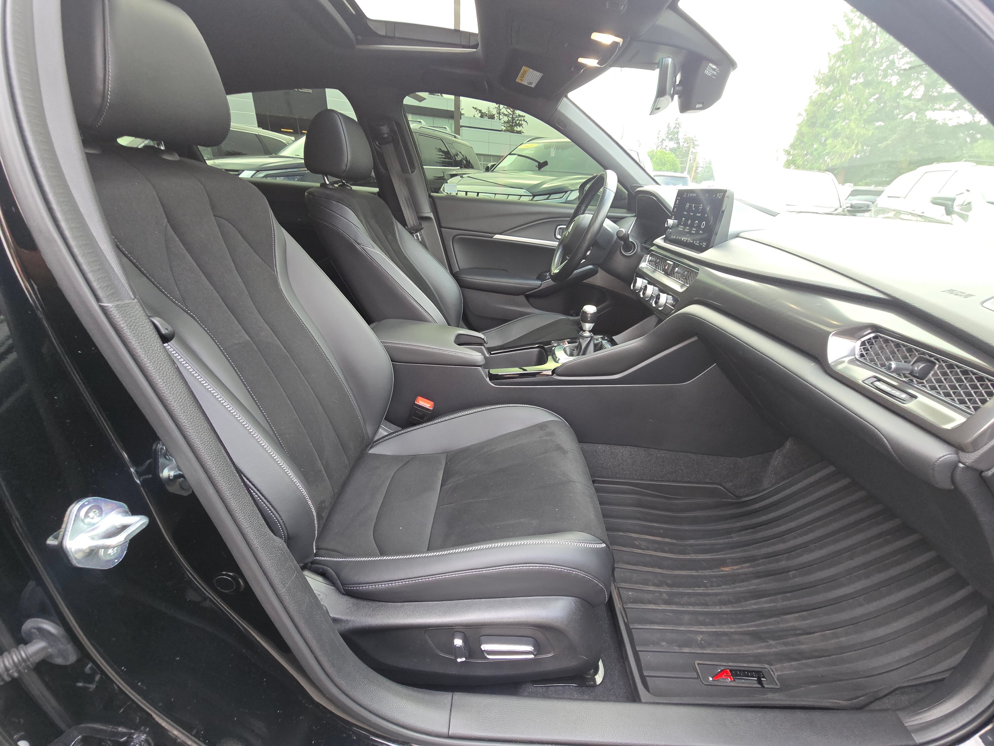 Used 2023 Acura Integra A-Spec w/ Technology Package FWD image 11
