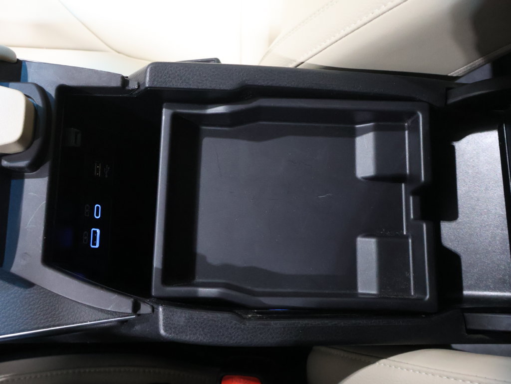 Used 2021 Toyota Avalon XLE w/ Carpet Mat Package (TMS) FWD image 31