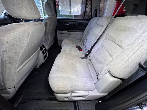 Used 2019 Honda Pilot EX image 42
