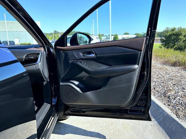 Certified 2023 Nissan Rogue SL w/ SL Premium Package AWD/4WD image 16