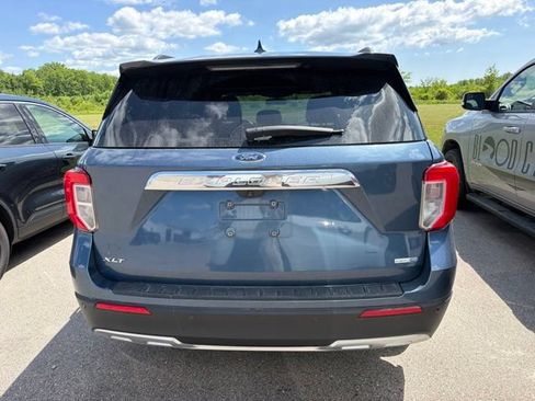 Used 2020 Ford Explorer XLT w/ Equipment Group 202A AWD/4WD image 10