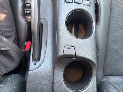 Used 2024 Nissan Z Performance w/ Floor Mat Package image 25