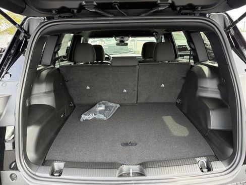 New 2026 Jeep Cherokee Laredo AWD/4WD image 7
