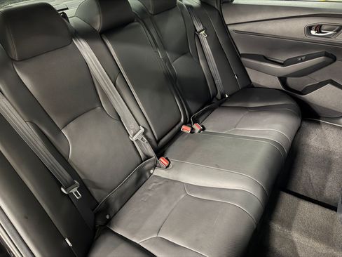 Used 2025 Honda Accord Sport image 39