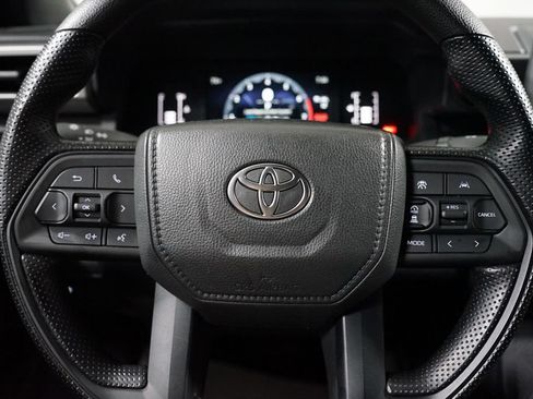 Certified 2025 Toyota Tacoma SR AWD/4WD image 12