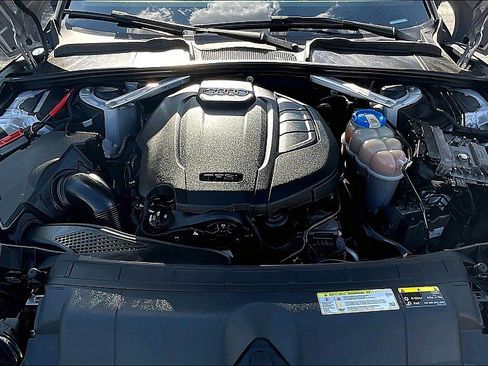 Used 2018 Audi A5 2.0T Premium Plus w/ Premium Plus image 9