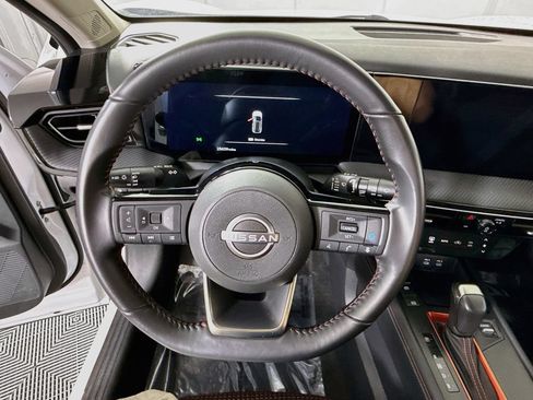 Certified 2025 Nissan Kicks SR AWD/4WD image 19