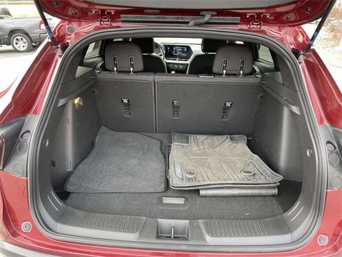 Used 2024 Chevrolet Trax RS w/ Driver Confidence Package image 13