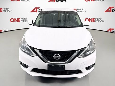 Used 2019 Nissan Sentra S FWD image 2