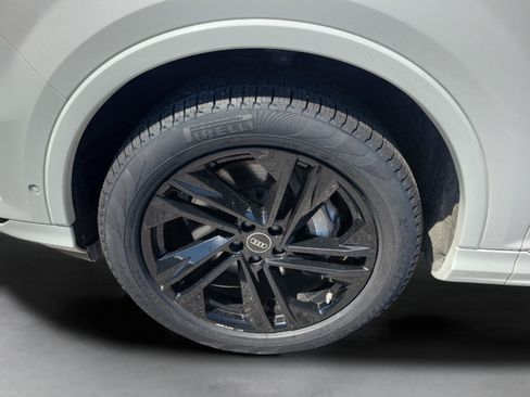 Used 2022 Audi Q7 3.0T Premium Plus AWD/4WD image 29