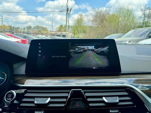 Used 2018 BMW 530i RWD image 24
