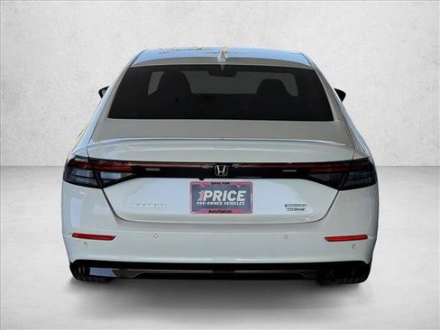 Used 2024 Honda Accord Touring image 8