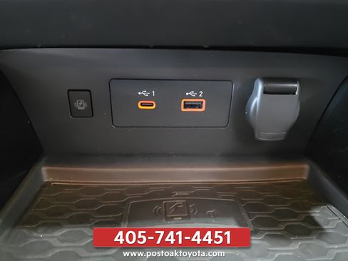 Used 2023 Nissan Altima 2.5 SR w/ SR Premium Package FWD image 16