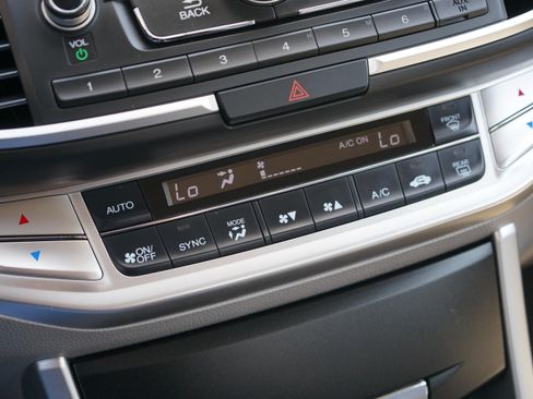 Used 2014 Honda Accord LX image 16