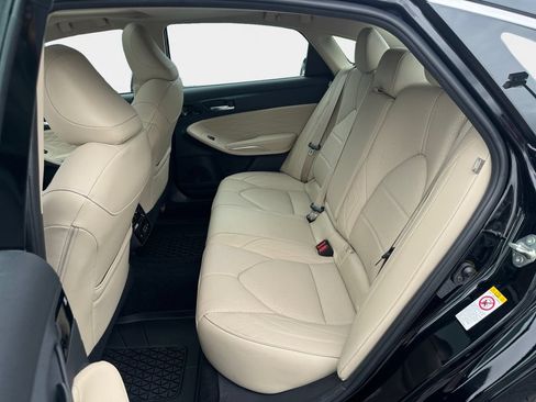 Used 2019 Toyota Avalon Limited w/ Advanced Safety Package FWD image 20