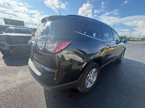 Used 2015 Chevrolet Traverse LT FWD image 3
