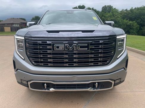 Used 2024 GMC Sierra 1500 Denali Ultimate AWD/4WD image 2