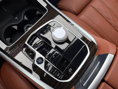 Used 2025 BMW X5 xDrive40i image 26