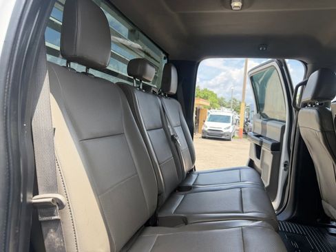 Used 2017 Ford F550 4x4 Crew Cab Super Duty image 16