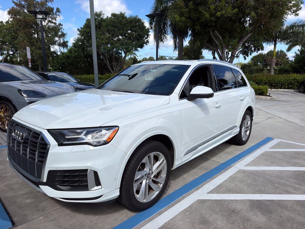 Used 2021 Audi Q7 2.0T Premium Plus AWD/4WD image 14