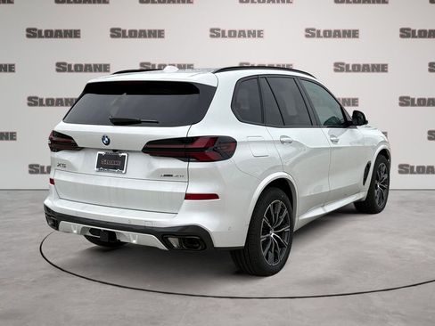 New 2026 BMW X5 xDrive40i w/ M Sport Package AWD/4WD image 5